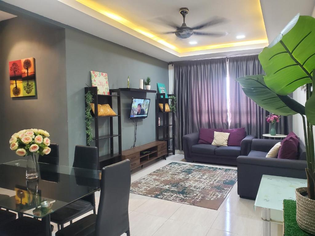 CASA INDERALOKA PANTAI BATU BURUK