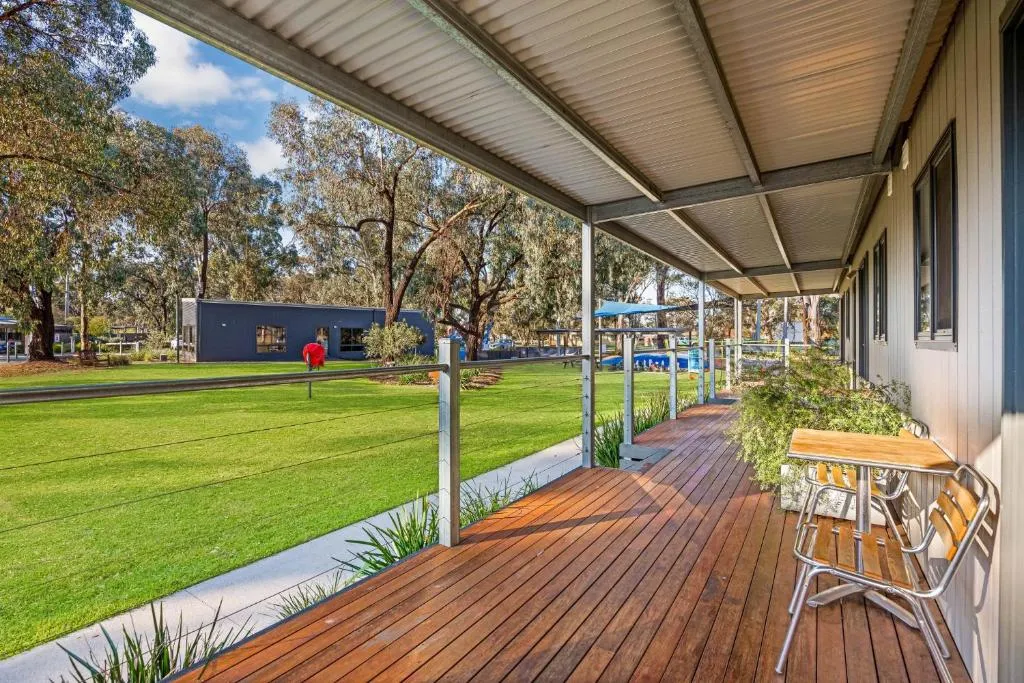 BIG4 Bendigo Marong Holiday Park, hotel in Marong