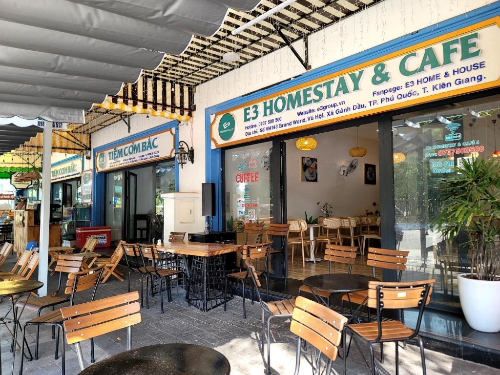 E3 Homestay and Coffee