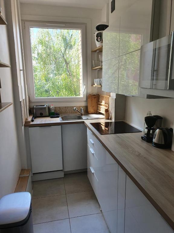 Chambre privée dans magnifique appartement calme - 3