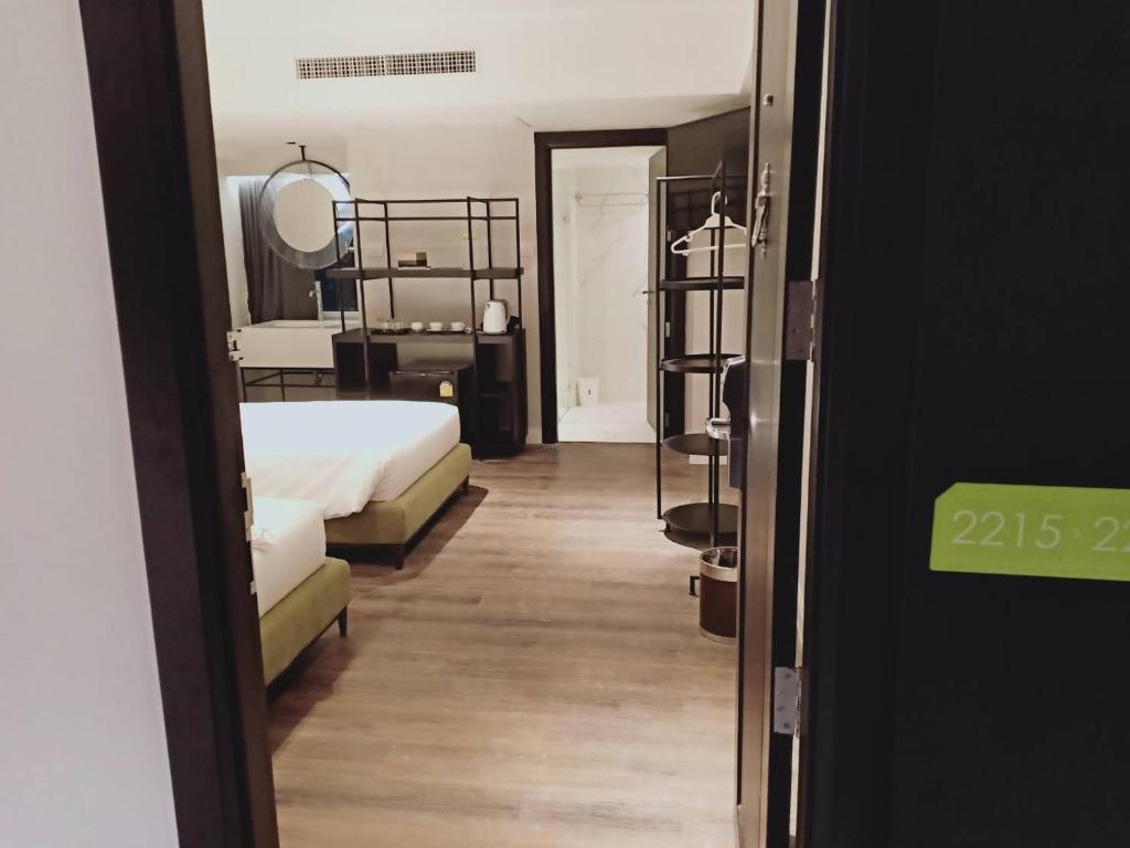S Ram Leisure Hotel — Hotel rooms in Bangkok, Bangkok