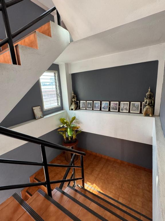 KC guest house