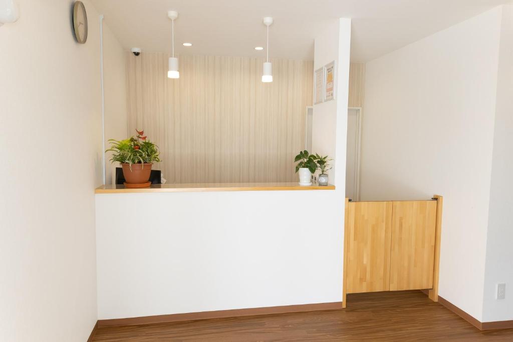 비비 호텔 미야코-쿠코마에 (BIBI hotel Miyako-kuukoumae)