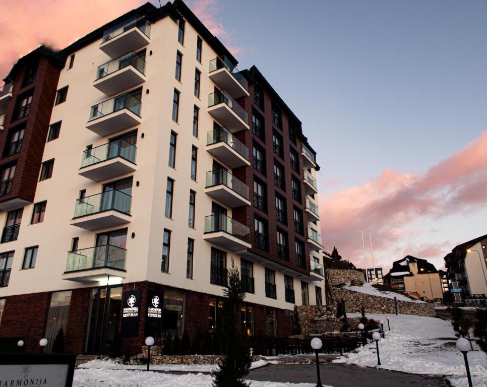 Harmonija Resort - Harmonia Palace - 4