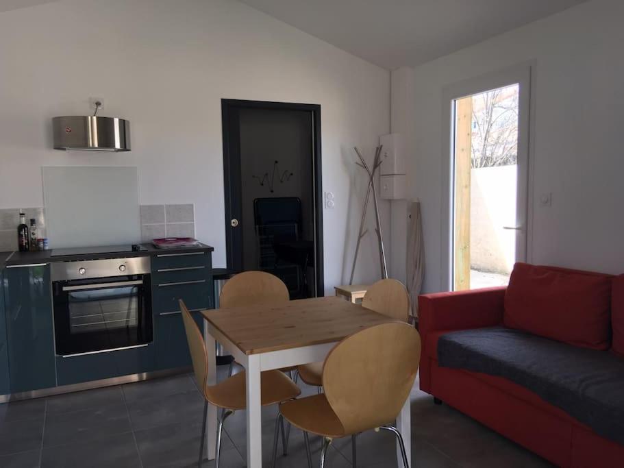 Maison rénovée au calme - 2