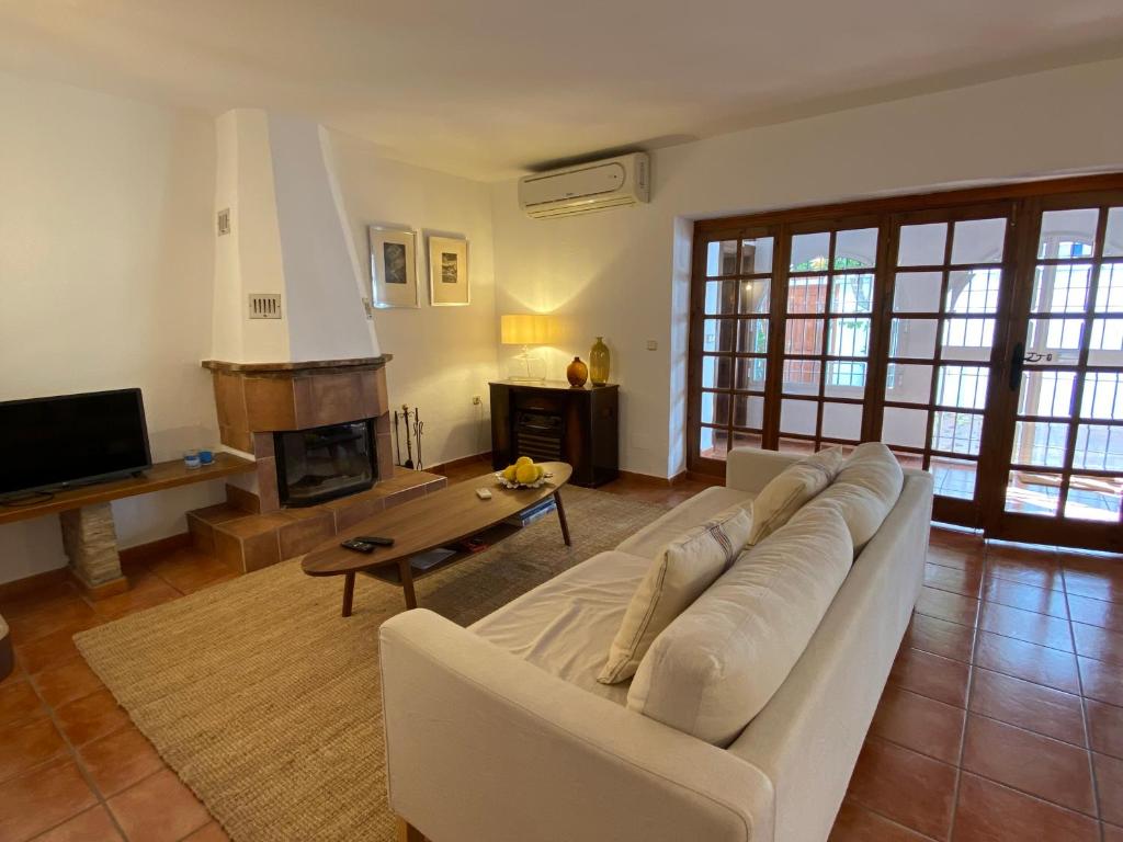 Fuengirola pueblo 2BRD townhouse - 4