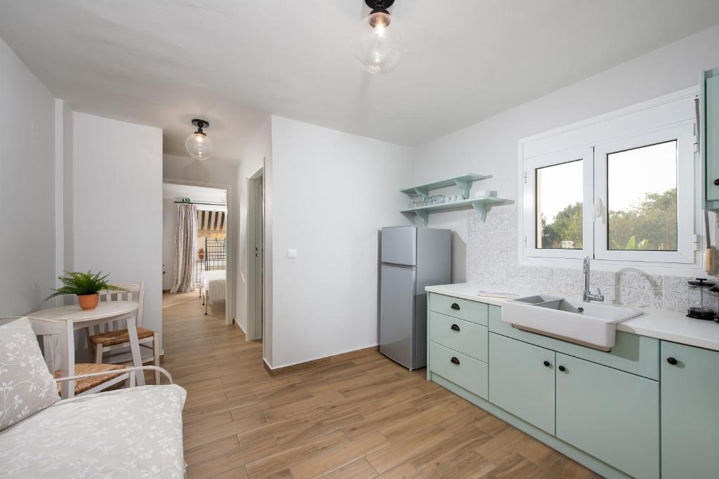 Kitchen, Barefoot Contessa in Kefalonia