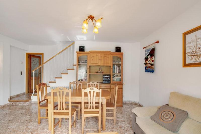 Gran casa per a families a 5 minuts de la platja - 3