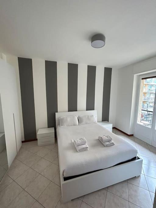 Cozy Apartment San Siro - Fiera, Milán