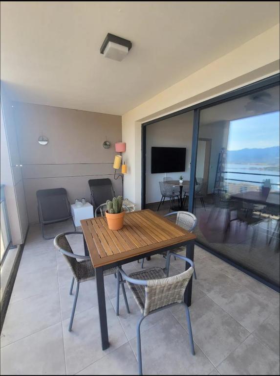 Appartement dominant la baie d'Ajaccio - 2