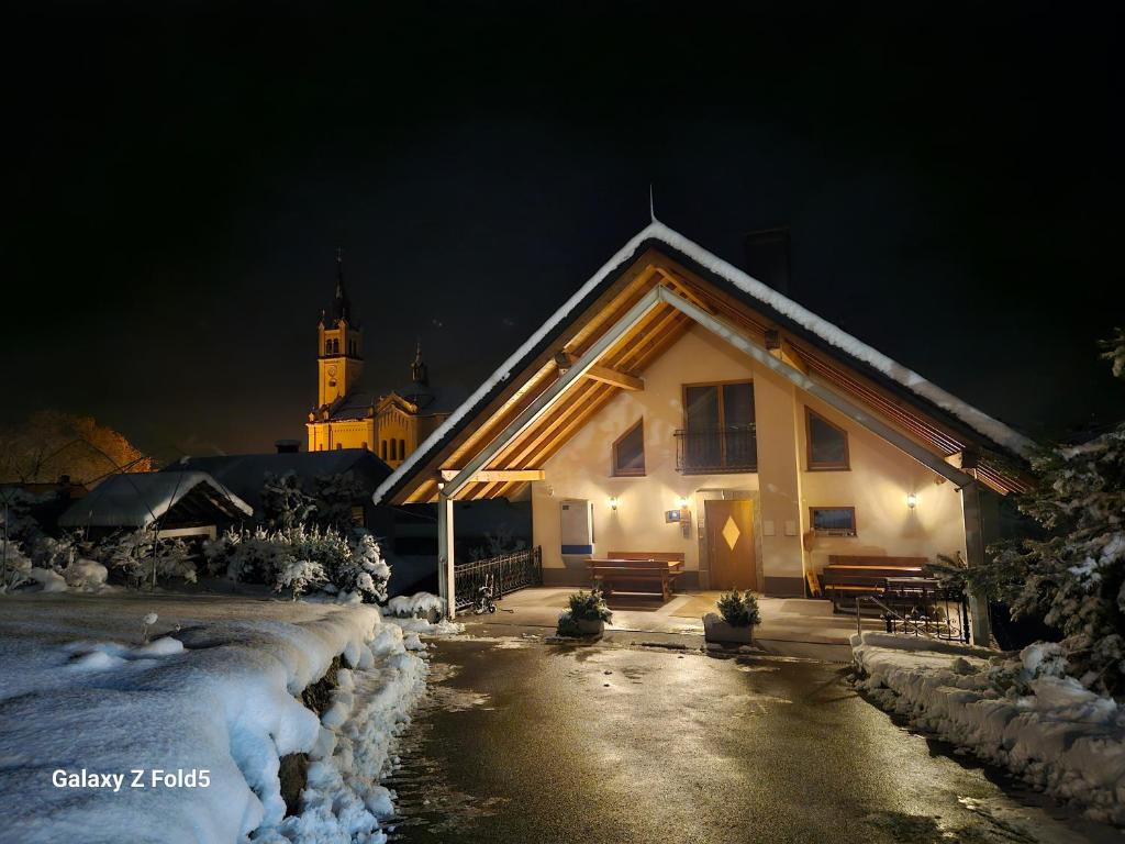 Tourist farm Megusar 9