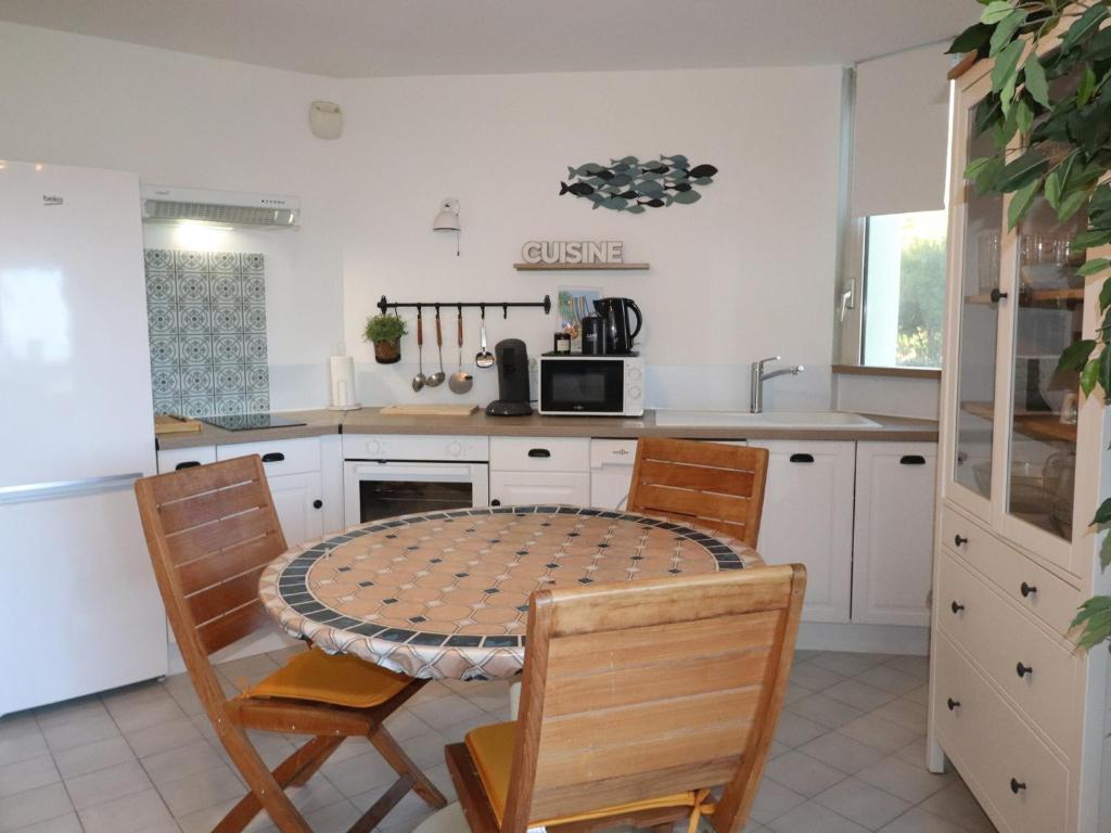 Joli T2 climatisé avec terrasse et parking à Sète - FR-1-472A-292 - 2