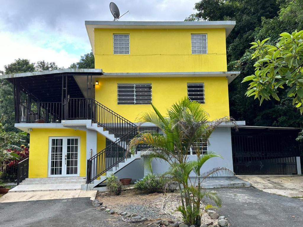 Countryside - Secluded NEAR LAGOON, RIVER and BEACH. First floor