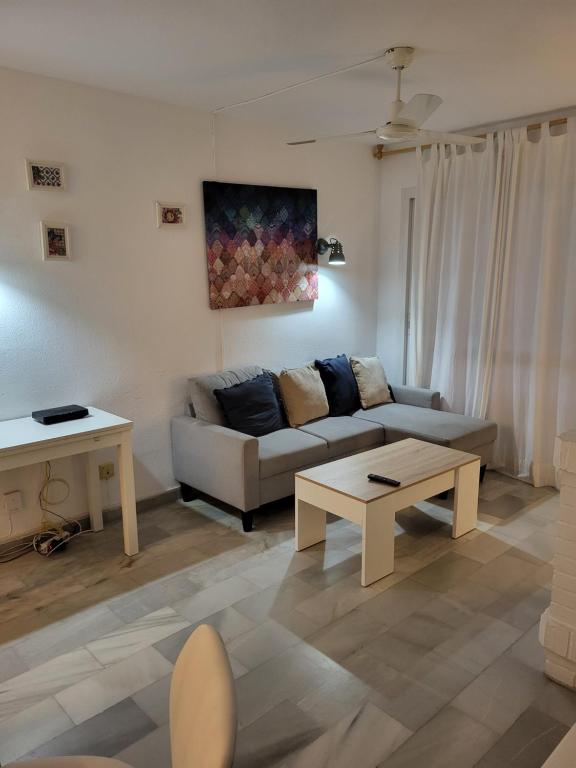 Apt Erisa en Torremolinos dos min de la playa, Puerto Marina - 3