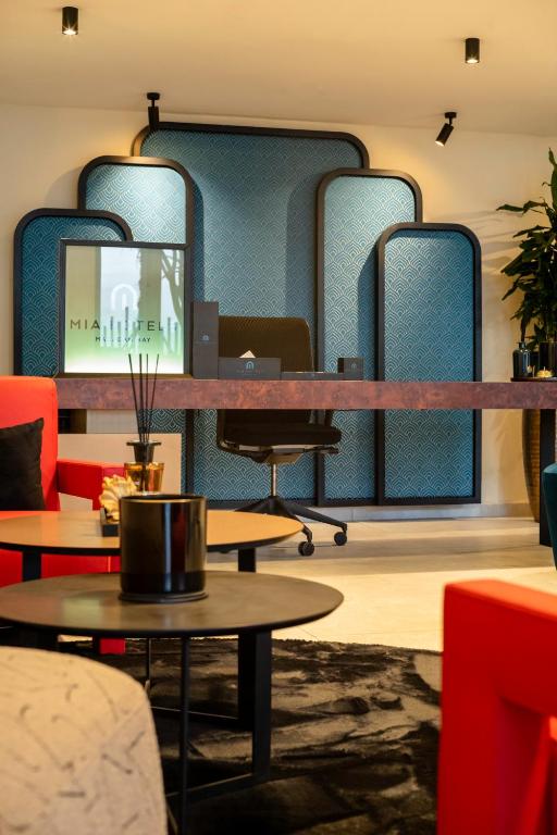 フロント・ロビー