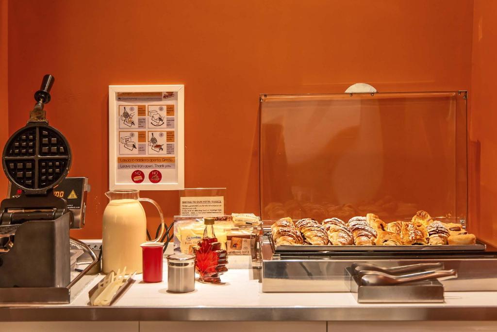 Hotel White — Restauracje i bary in Rzym, Lacjum