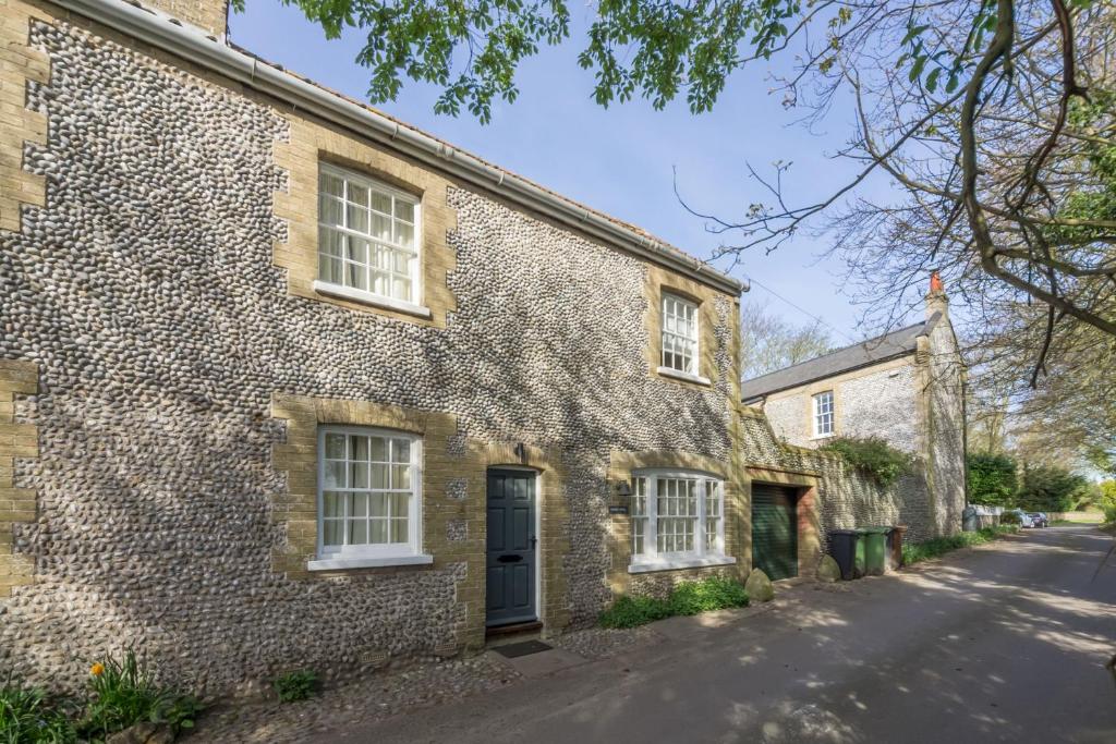 Middle Knoll, Cley next the Sea