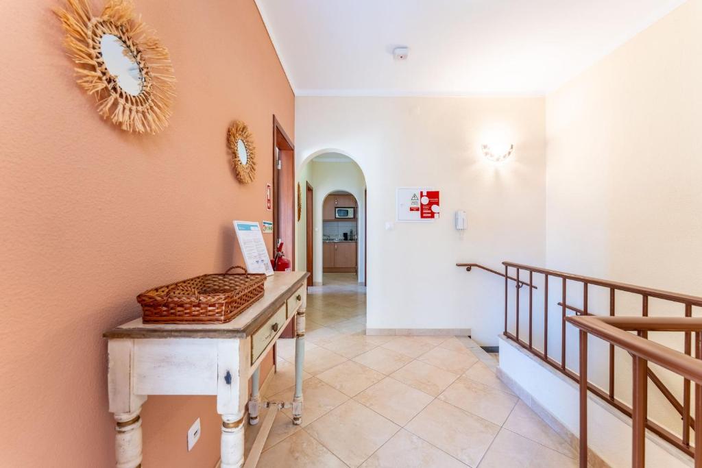 Wonderful 3 BDR Duplex W/ Terrace by LovelyStay