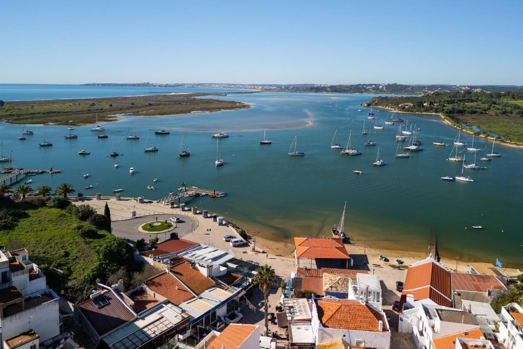 ทัศนียภาพภายนอกโรงแรม