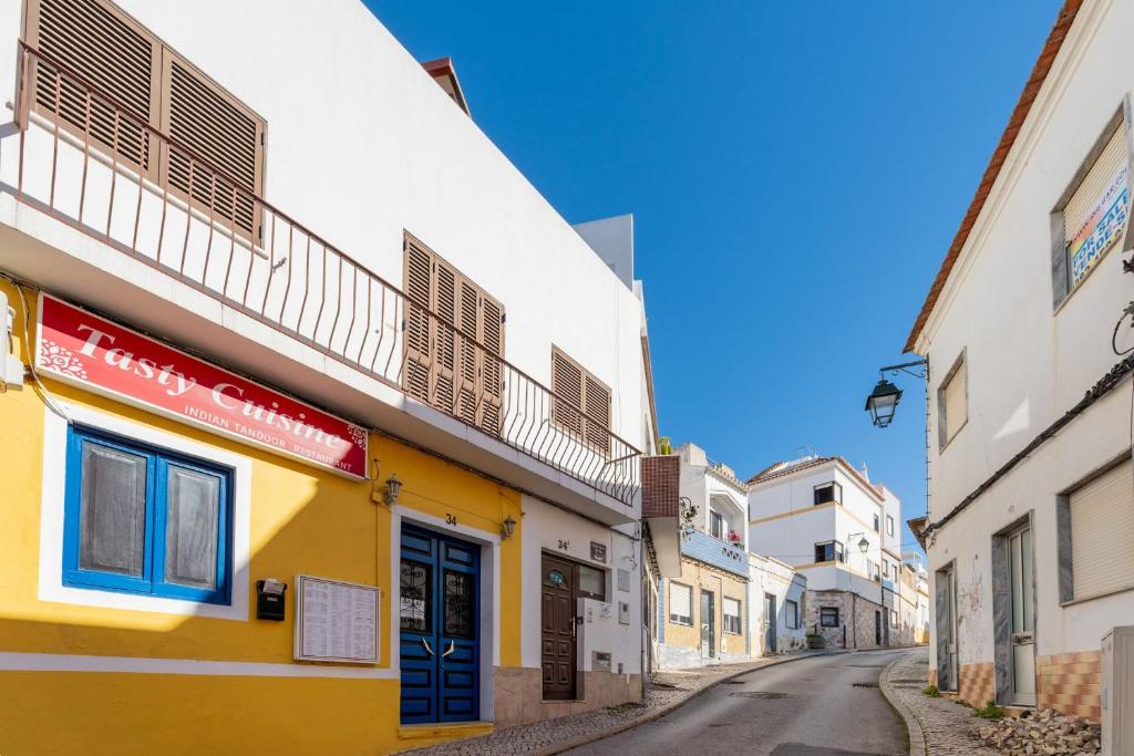 ทางเข้า