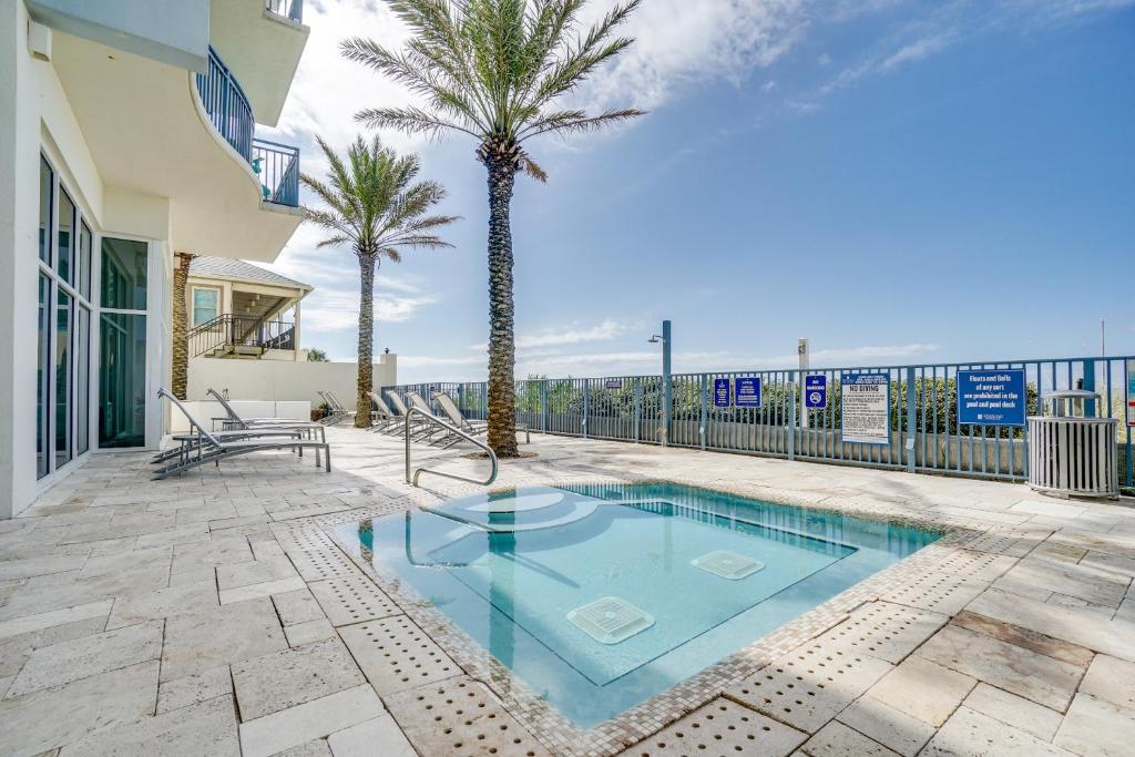 Exterior view, Sterling Breeze by Panhandle Getaways in Panama City (FL)