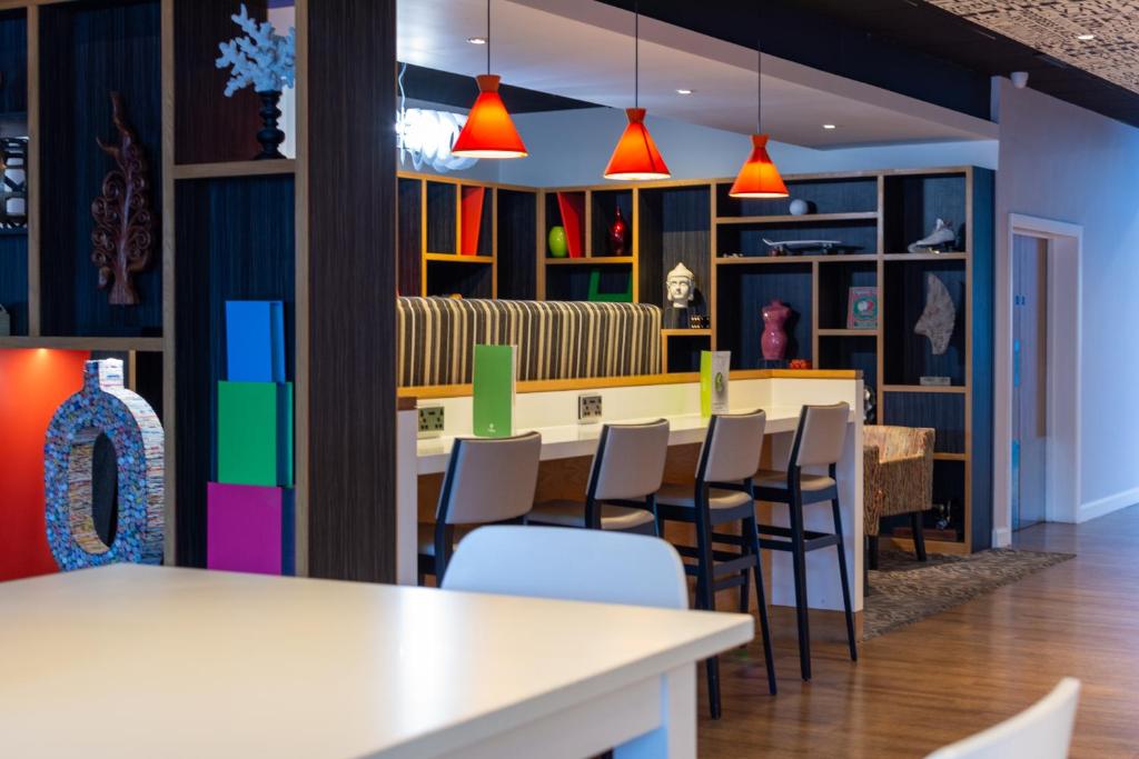 Bar/lounge