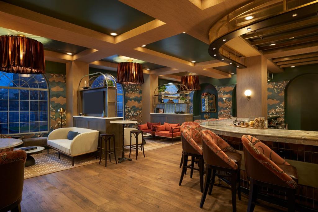 Restaurant, Hotel Vesper, Houston, a Tribute Portfolio Hotel in Houston (TX)