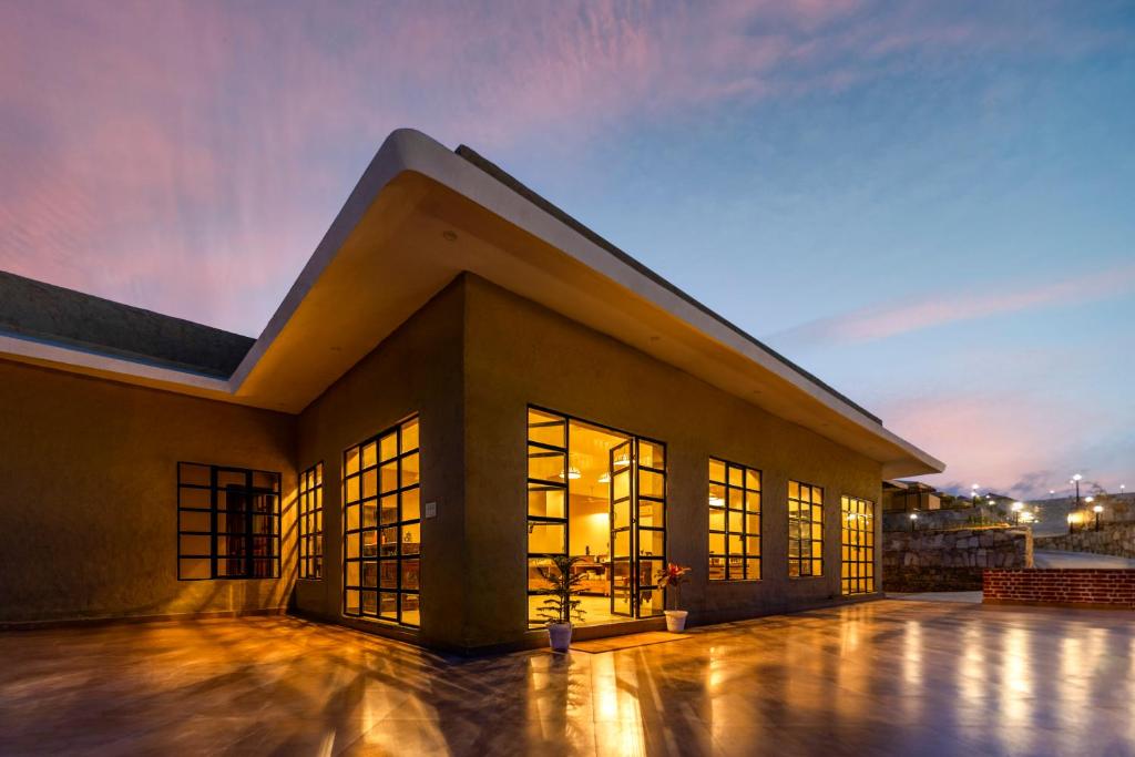 Sterling ReWild Sariska 수영장