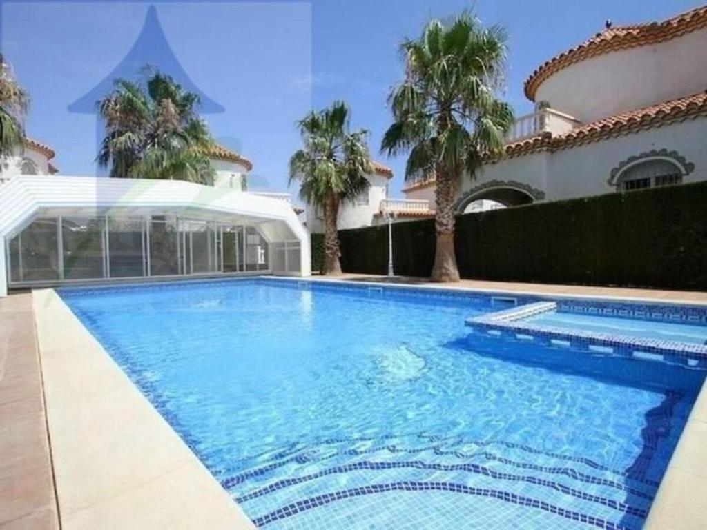 Casa con Jardín Privado, Piscina y Barbacoa en Miami Playa - ES-9-166 - 1