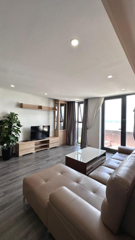 An&#8217;s Oceanus House Nha Trang