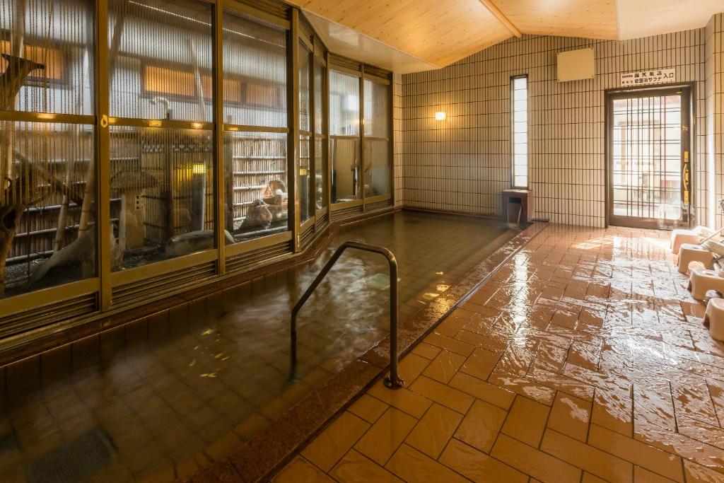 Hot spring bath, Tenbourotennoyu Arimakan Ryokan in Yamagata