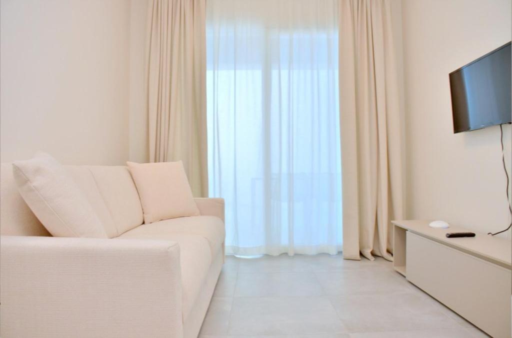Bright white flat in the heart of Bibione - 3