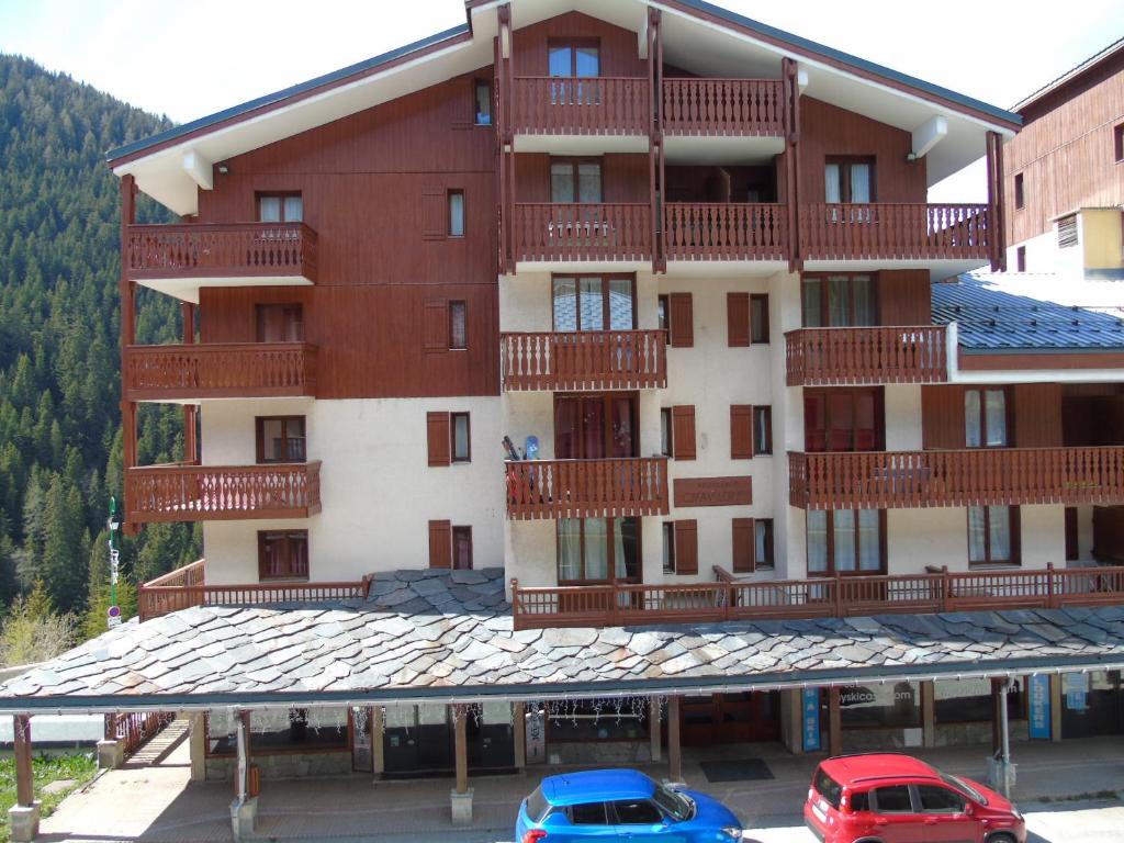 Studio 4 pers à Valfréjus avec WiFi et parking proche télécabine - FR-1-561-63 - 4