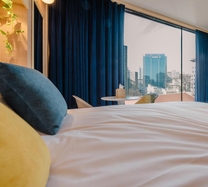 Hithere city Myeongdong