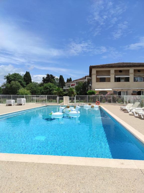 Studio 314 - LES SUITES DE ROBINSON - Résidence avec piscine en bord de Siagne, à Mandelieu-La-Napoule, Mandelieu-la-Napoule