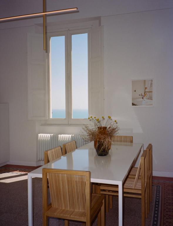 Les~Ones Vasto - 1