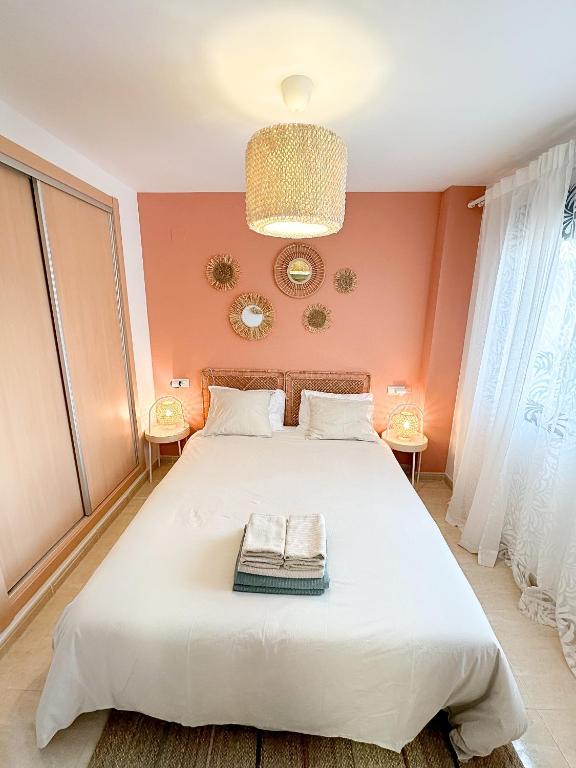 Moderne, lumineux, balcon, piscine, parking - 5