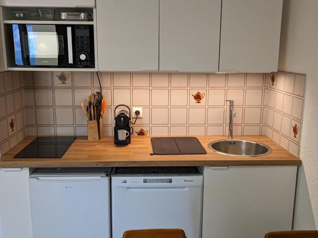 Studio 4 Pers avec Loggia, Pieds des Pistes, Ascenseur et WIFI, Centre Station - FR-1-262-103 - 3