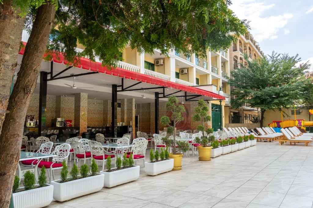 Planeta Hotel & Aquapark FREE Beach Access - ULTRA All Inclusive — Sunny Beach, Burgas Region