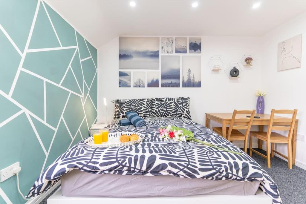 Stylish Studio in Moseley Village, Birmingham