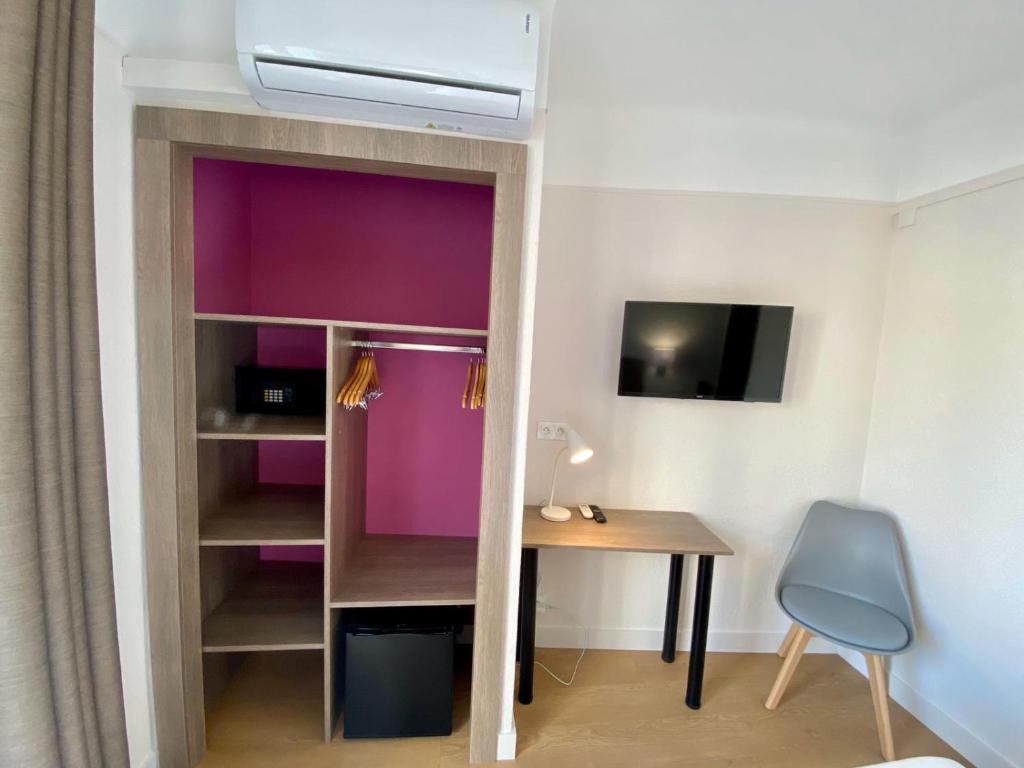 Hotel Courbet - 5