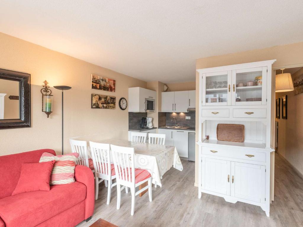 Appartement pour 6 pers. proche des pistes de ski - FR-1-296-375 - 1
