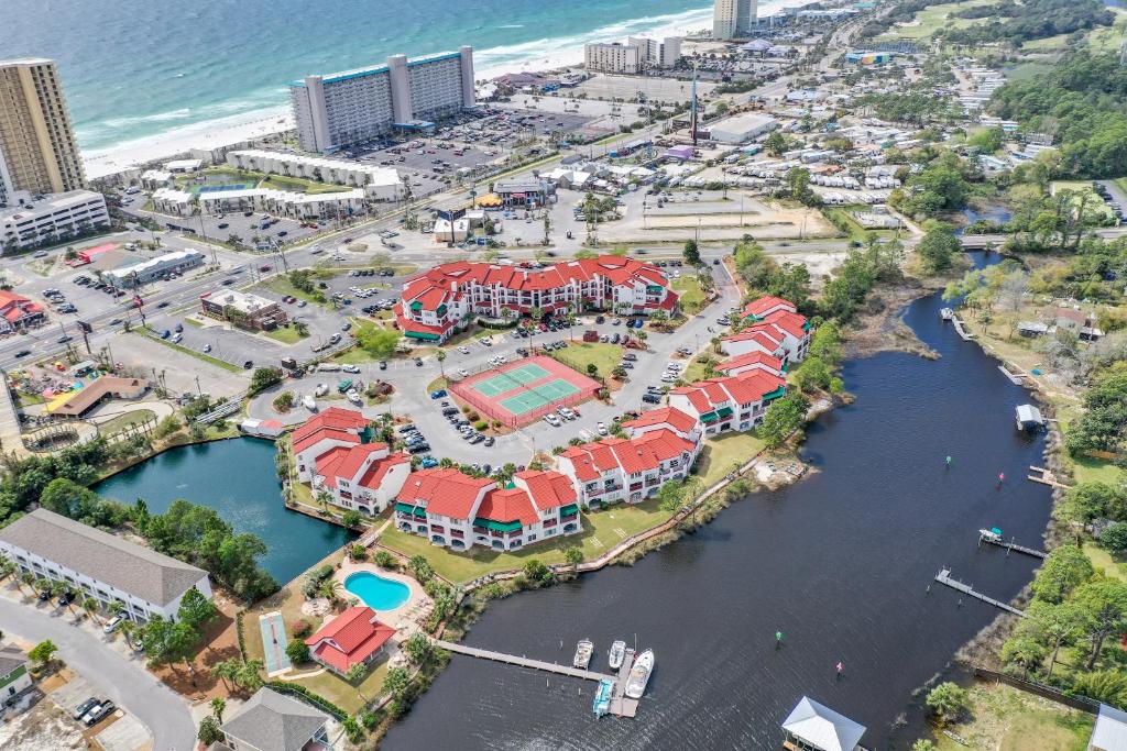 St Thomas Square by Panhandle Getaways, Panama City Beach