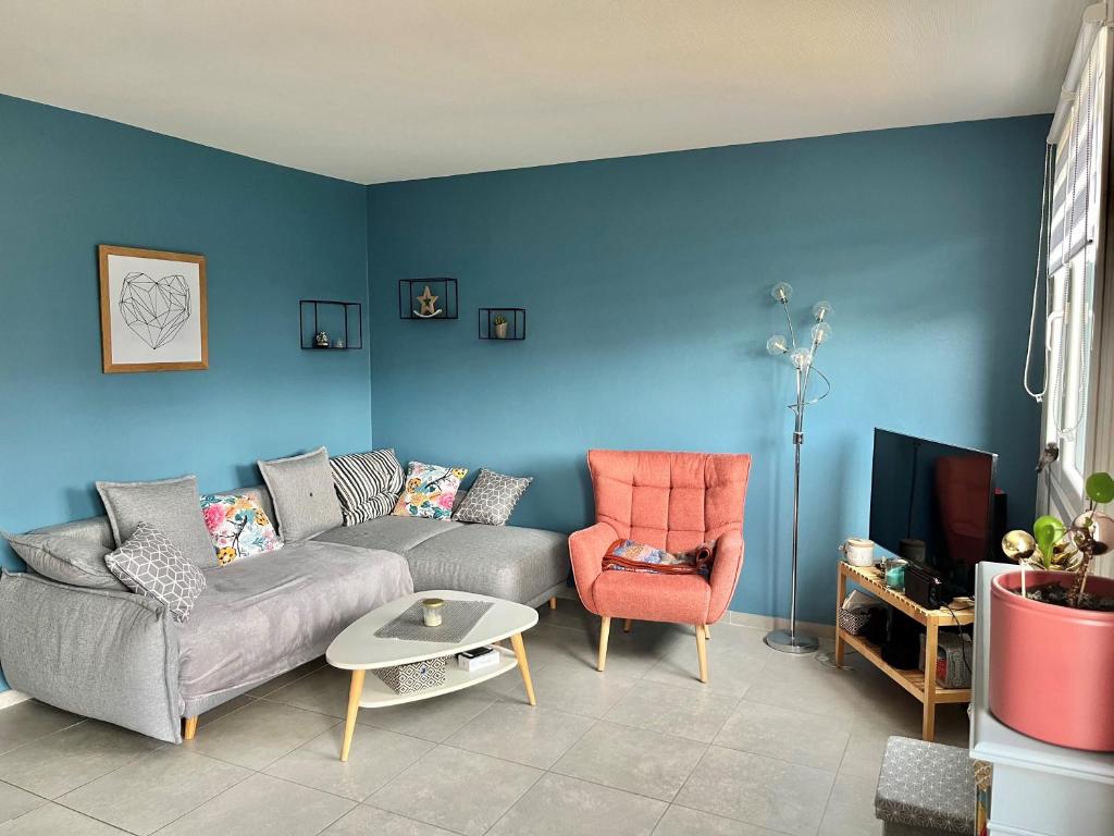 Maison 6 personnes avec parking privé (à 1km du circuit et à 270 mètres de l’arrêt tram T1-Jules Raimu) - 1
