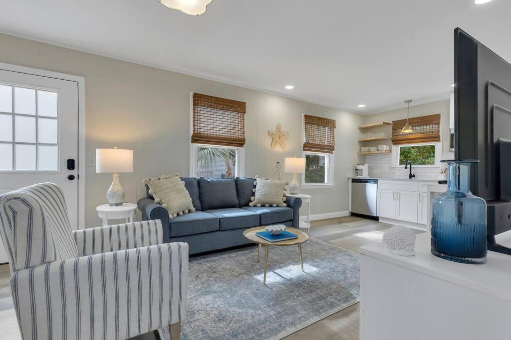 Coastal 3BD Bungalow One Block from Scenic Walkway, Oak Island