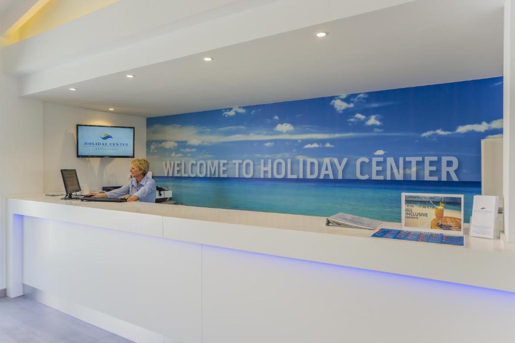 Aparthotel Holiday Center — Hotel building in Santa Ponca, Balearic Islands