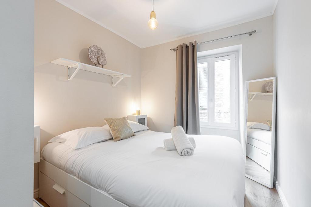 Lovely 1 Bdr Port Area - 5