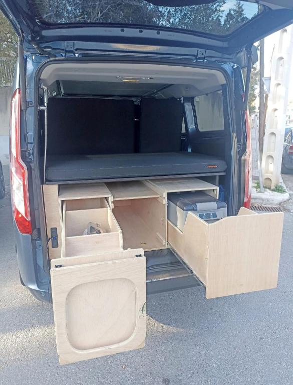 Ford Transit Custom Camper - 4