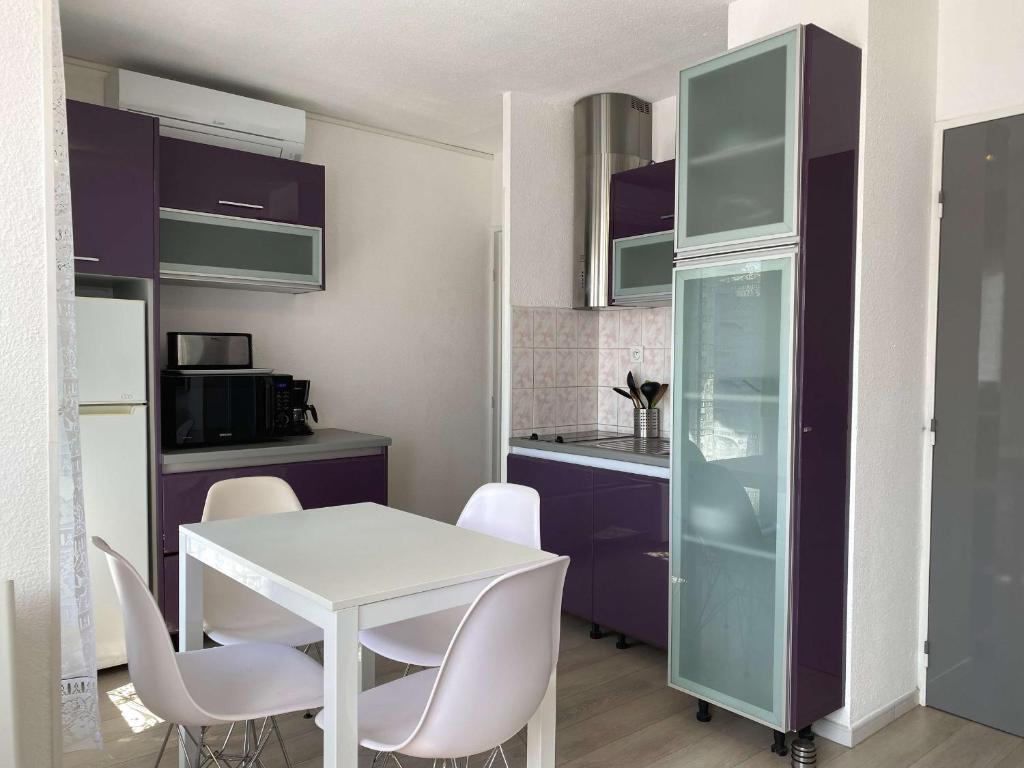 Charmant T2 au cœur du village avec garage, balcon ensoleillé et wifi à Balaruc-les-Bains. - FR-1-553-183 - 2