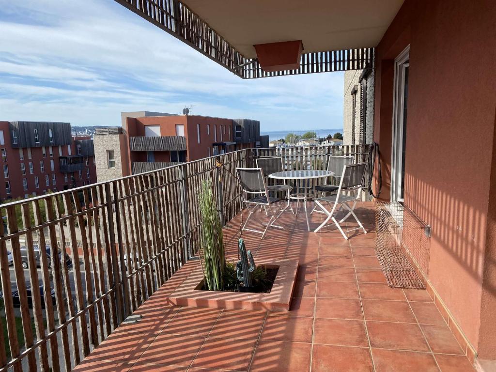 Appartement T2 avec terrasse, parking et WIFI - FR-1-553-203 - 1